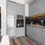 Close To Chopin Airport, Moduo Cybernetyki, Free Parking By Cosmo Spirit 华沙