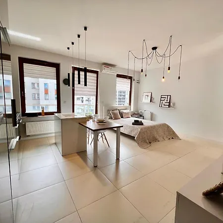 Close To Chopin Airport, Moduo Cybernetyki, Free Parking By Cosmo Spirit Varsovie