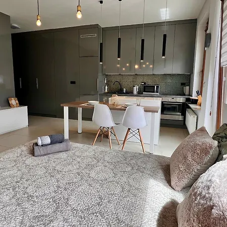 Close To Chopin Airport, Moduo Cybernetyki, Free Parking By Cosmo Spirit *