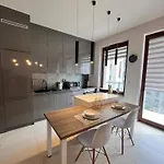 Close To Chopin Airport, Moduo Cybernetyki, Free Parking By Cosmo Spirit * Warsaw