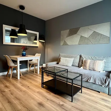 Close To Chopin Airport, Moduo Cybernetyki, Free Parking By Cosmo Spirit Apartment Warsaw